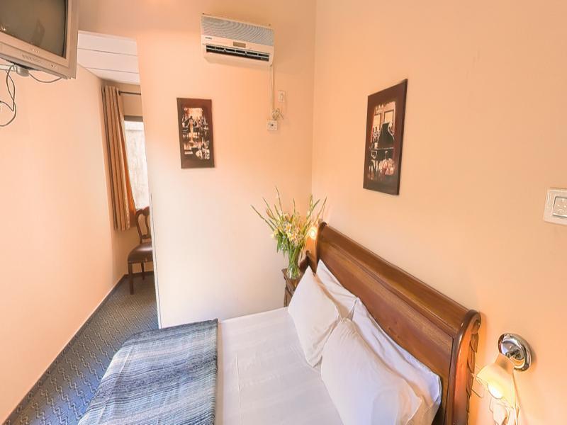 Sun City Hotel Τελ Αβίβ Δωμάτιο φωτογραφία